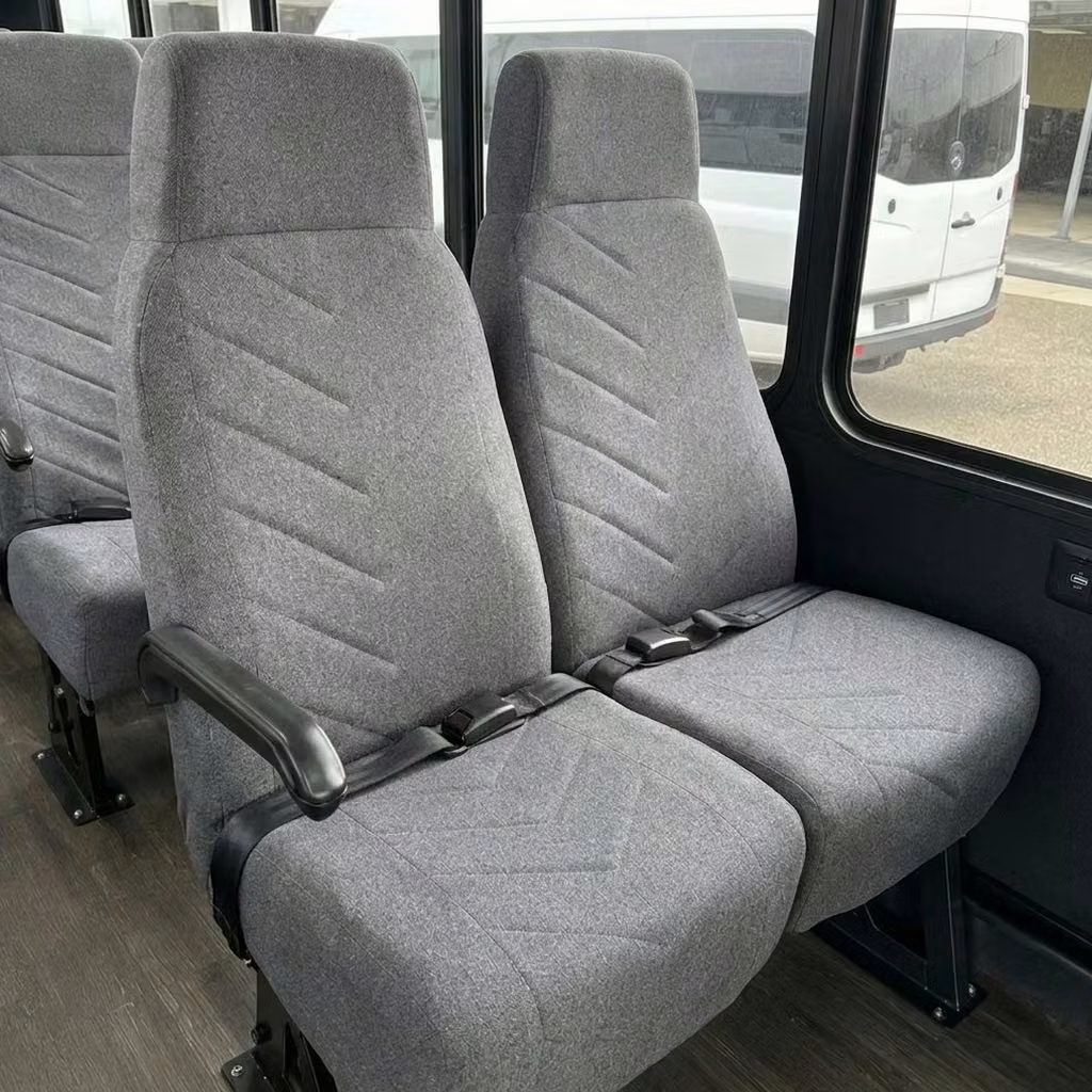 stockbridge 18 passenger minibus high back seats