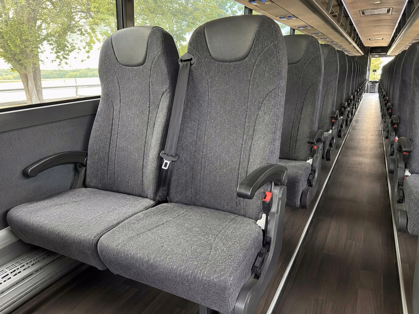 stockbridge book your stockbridge bus rental online in minutes