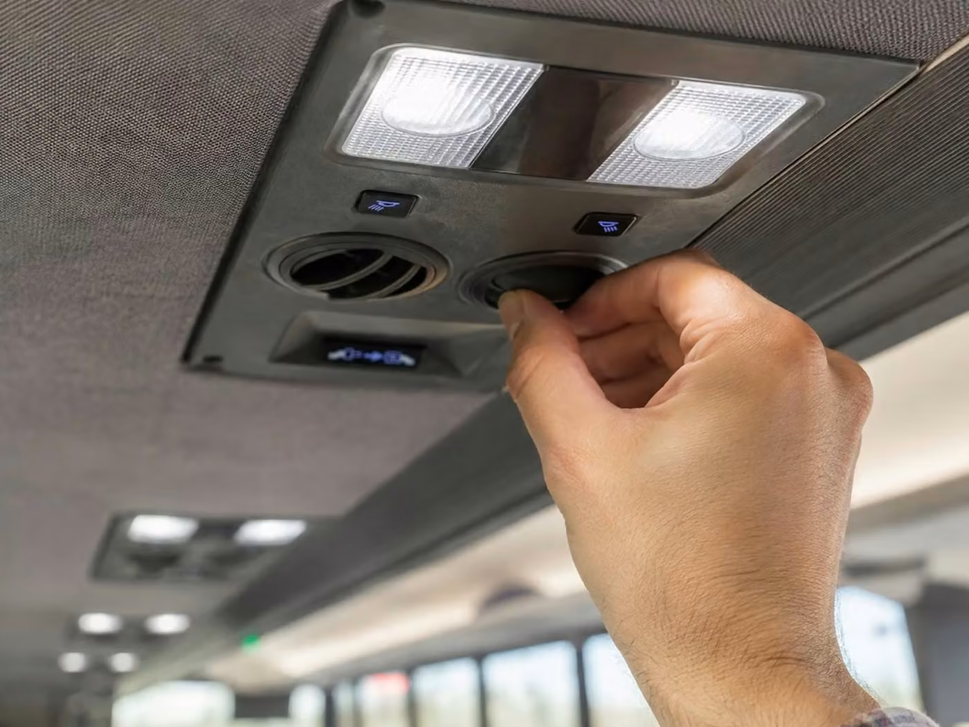 stockbridge charter bus climate control