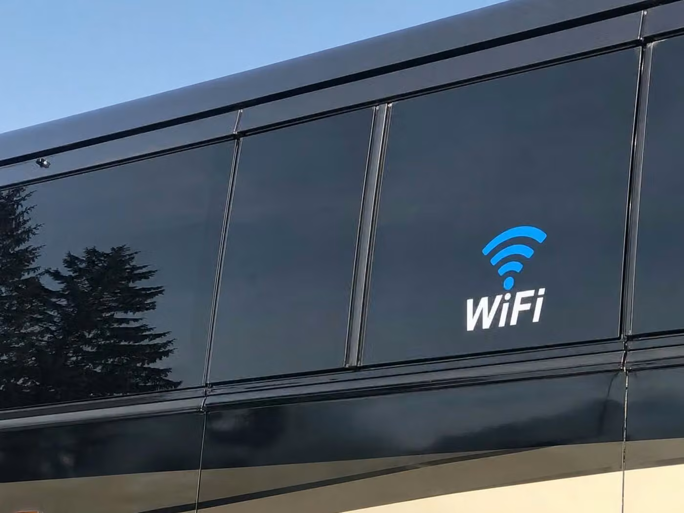 stockbridge charter bus wifi